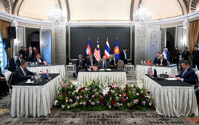 Thailand and Cambodia agree to ceasefire after five days of fighting