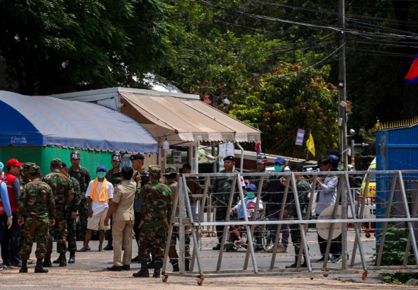 Thailand returns some Cambodian soldiers ahead of key border talks